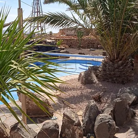 Canary House With Heated Pool Holiday home *